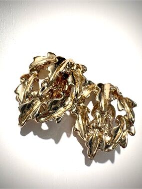 Vintage Gold-tone Sculpted Leaf Clip-On Earrings